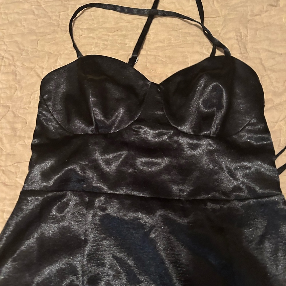 Dress - Picture 2 of 3